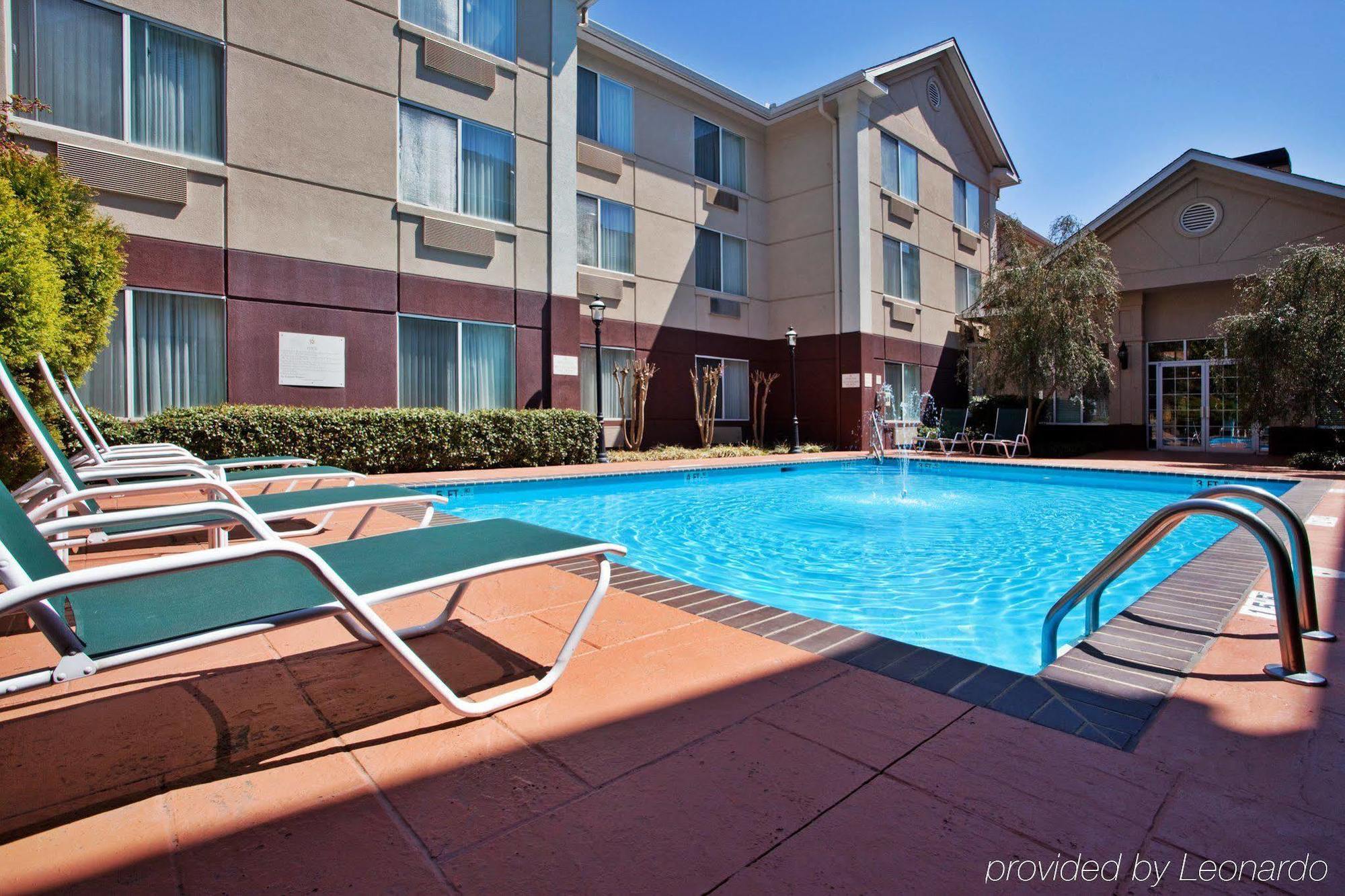 Holiday Inn Hotel And Suites Peachtree City By Ihg Konforlar fotoğraf